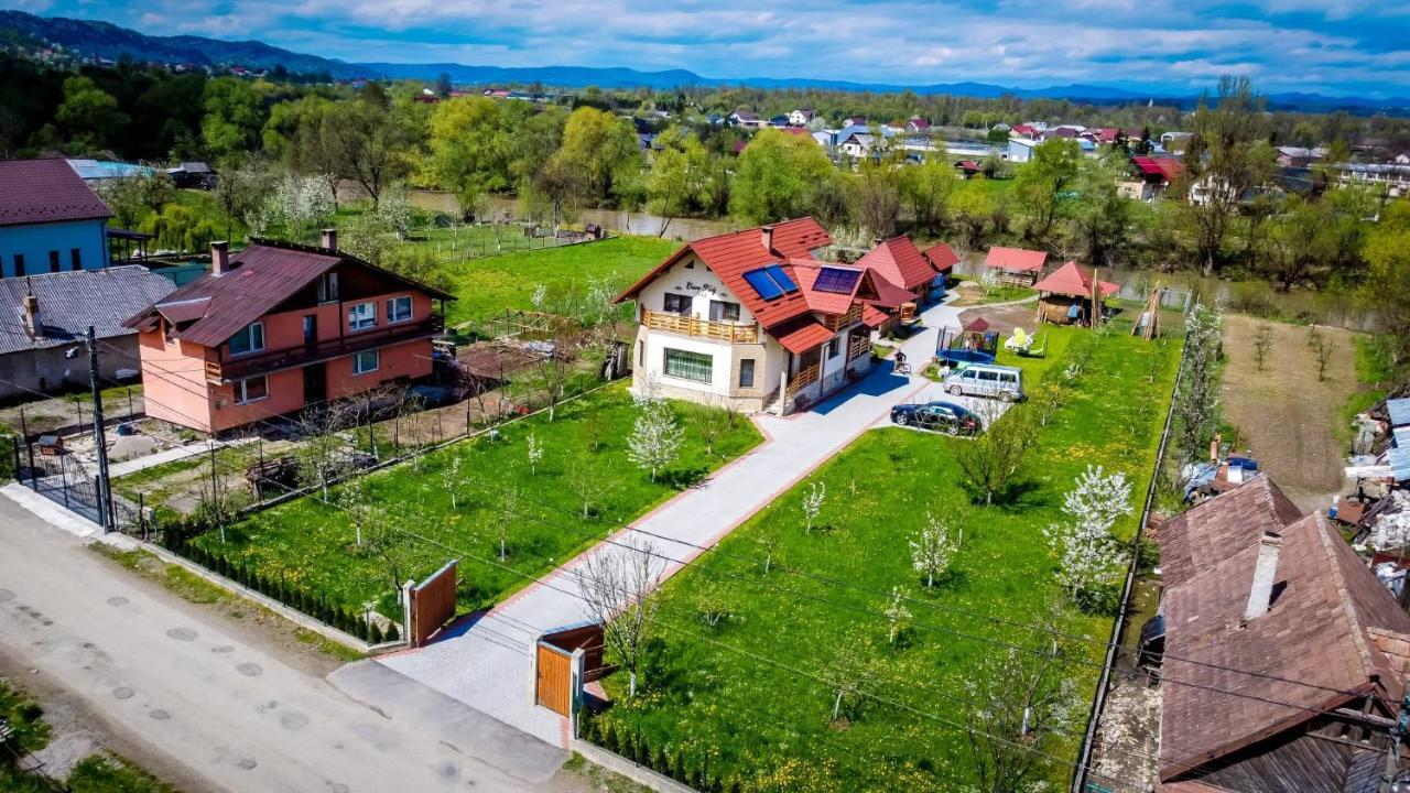 Casa Nely Hotel Sighetu Marmaţiei Exterior foto